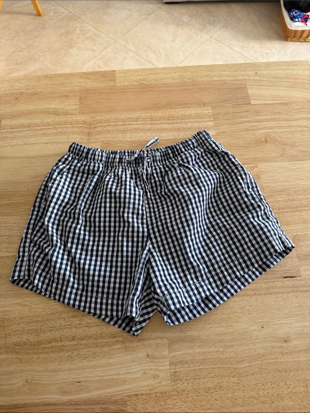 Abercrombie and Kids Black & White Gingham Shorts size 7/8